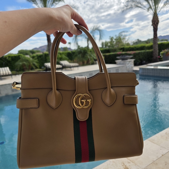 Gucci Handbags - Gucci Brown Leather Handbag